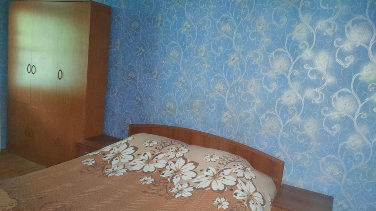 Guest House Gogias Cixe Borjomi Eksteriør billede